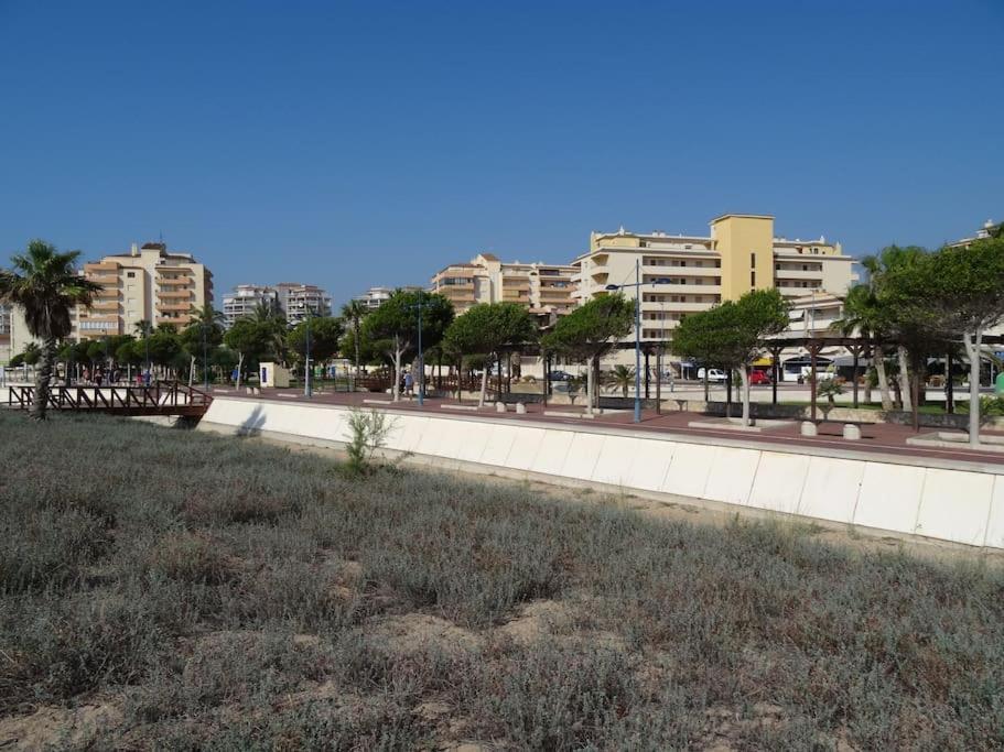 Atico-Duplex En Urb. Penismar En 1ª Linea De Playa Appartement Peñíscola Buitenkant foto